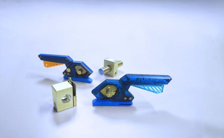 FUJIRUの現場向け安全ツール（セットカラー、はさみカッターくん）の製品イメージ